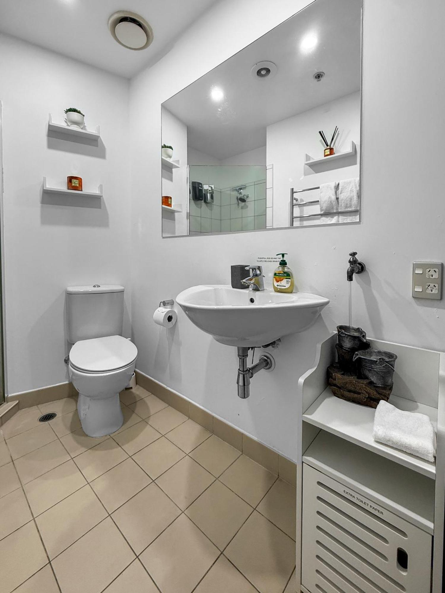 Le Mirage- Stylish, Central Apartment With Pools, Sauna, More Auckland Luaran gambar